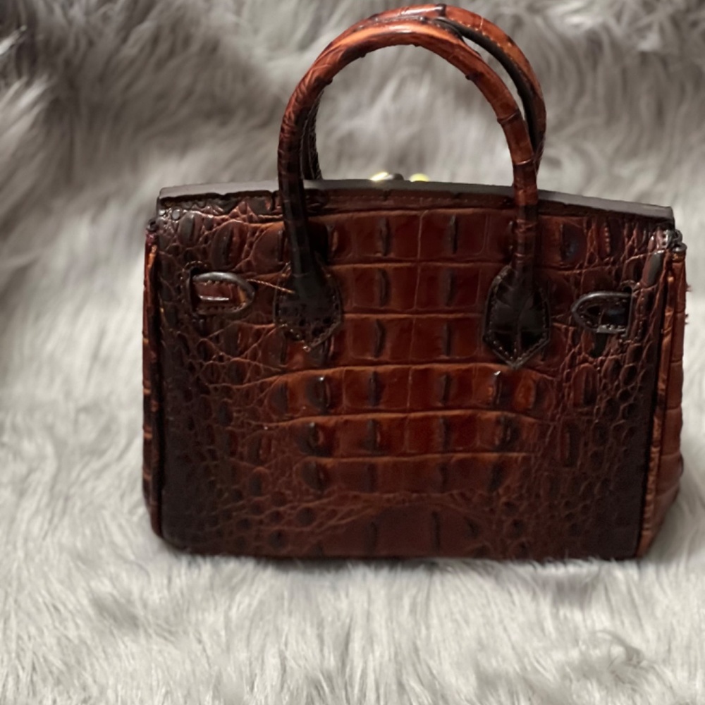 Purse - Picture 2 of 2